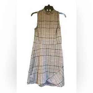 Classic sleeveless dress size small